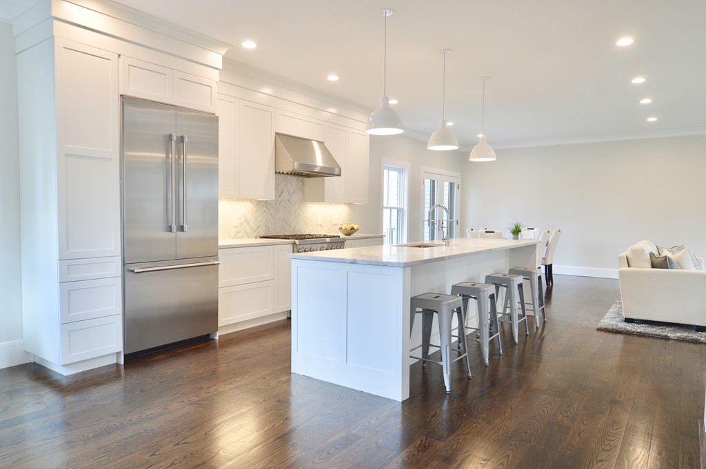 72 Herrick Road, Unit 72 Newton, MA 02459 - Photo 2 of 9 Gallery Image 2