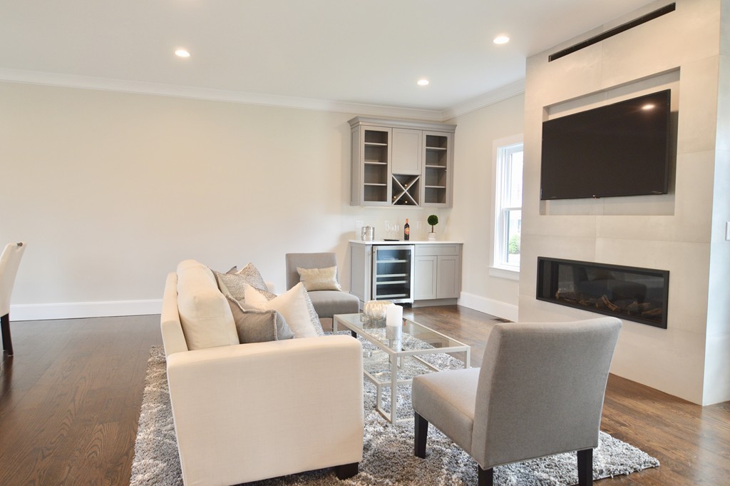 72 Herrick Road, Unit 72 Newton, MA 02459 - Photo 6 of 9 Gallery Image 6