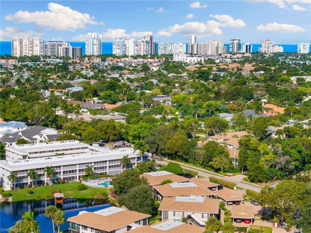 3135 Riviera Drive, Unit B205 Naples, FL 34103 - Photo 34 of 36