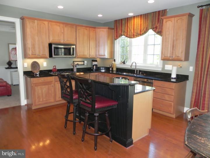 275 Barnhill Road Perkasie, PA 18944 - Photo 6 of 25 Kitchen
