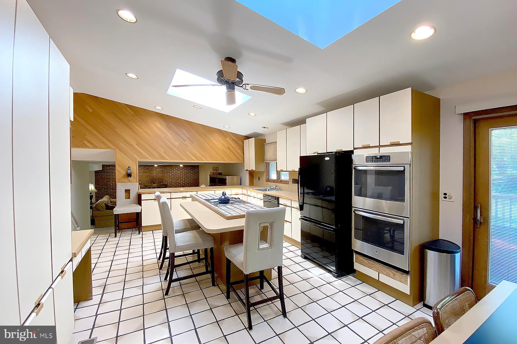 1812 Hopefield Road Silver Spring, MD 20905 - Photo 17 of 37