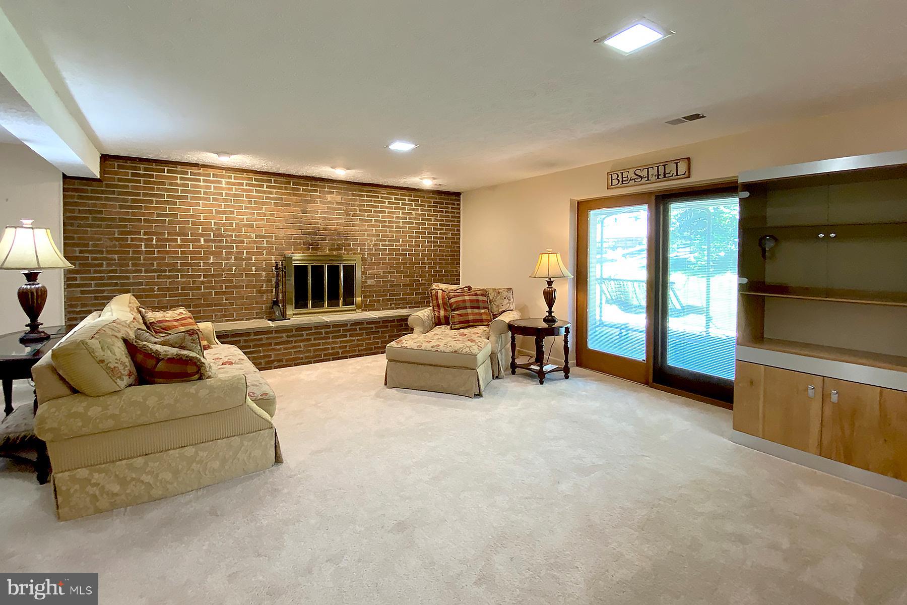 1812 Hopefield Road Silver Spring, MD 20905 - Photo 20 of 37 Family Rm w/Sliding Glass Door Exit to 2nd Patio