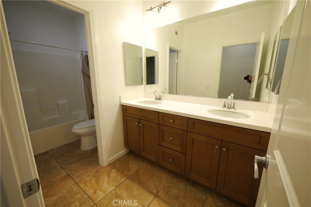 10926 Playa Del Sol Riverside, CA 92503 - Photo 16 of 20 Second Floor Hallway Restroom