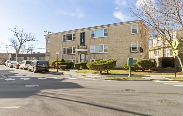 $1,400 | 6556 North Northwest Highway, Unit GN, Chicago, IL 60631