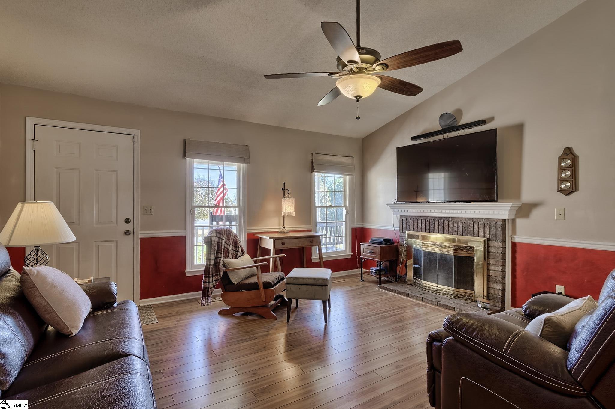 121 Rochester Road Easley, SC 29640 - Photo 8 of 28 Gallery Image 8