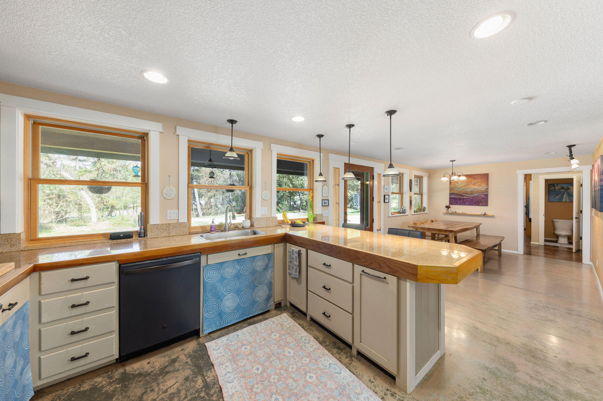 267 Grays Creek Road Grants Pass, OR 97527 - Photo 17 of 72