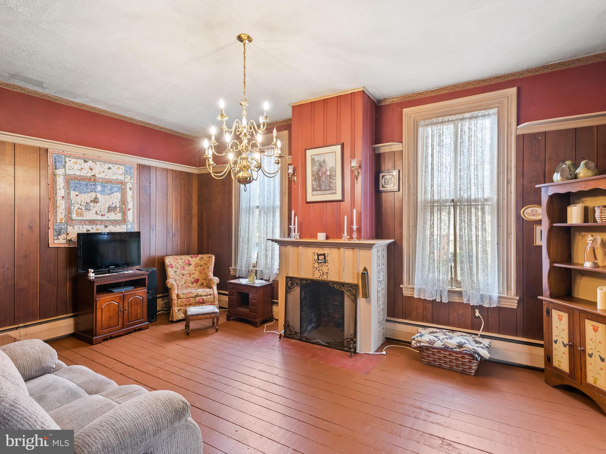 246 Llewelyn Road Chester Heights, PA 19342 - Photo 11 of 47
