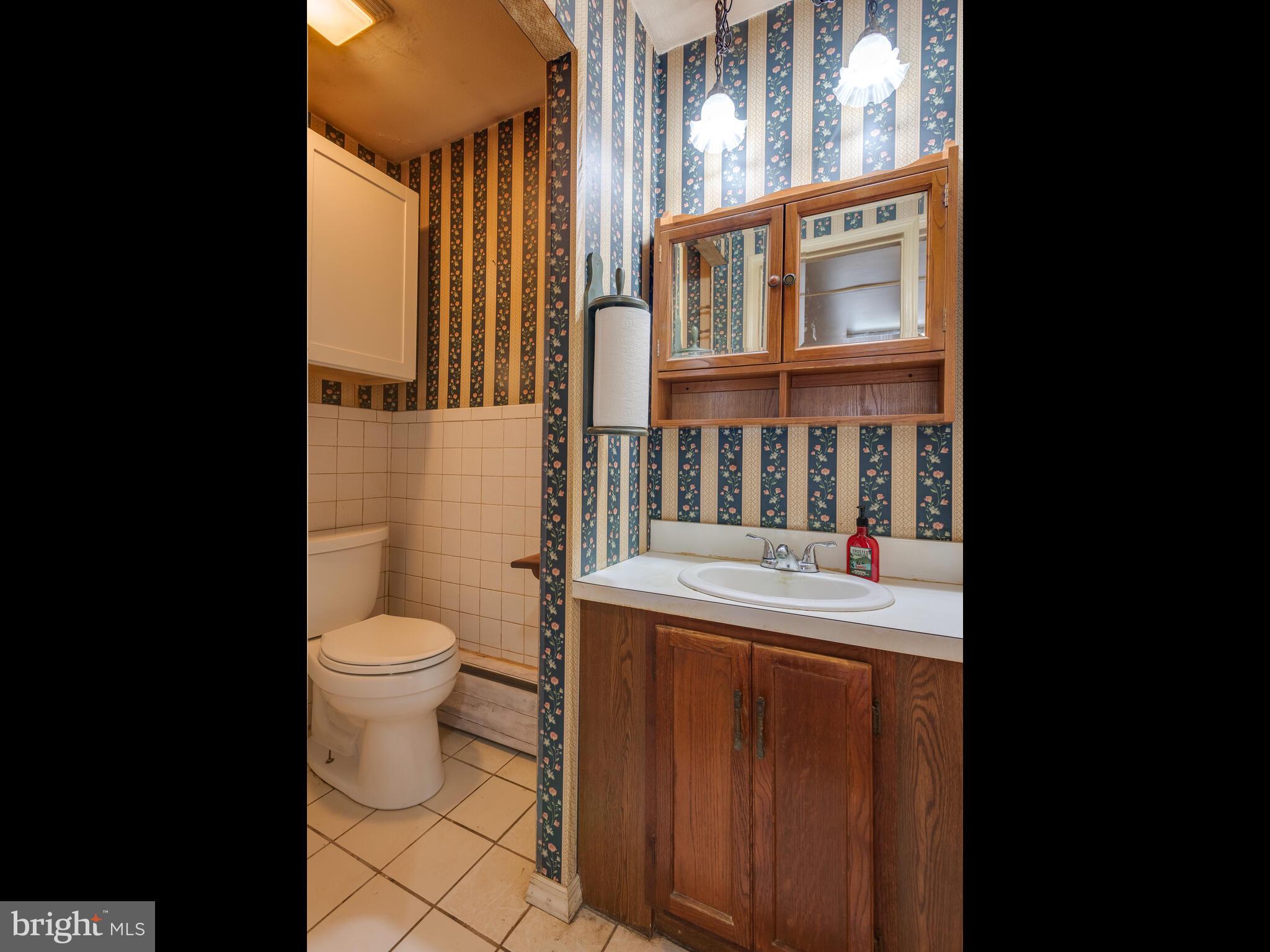 246 Llewelyn Road Chester Heights, PA 19342 - Photo 21 of 47