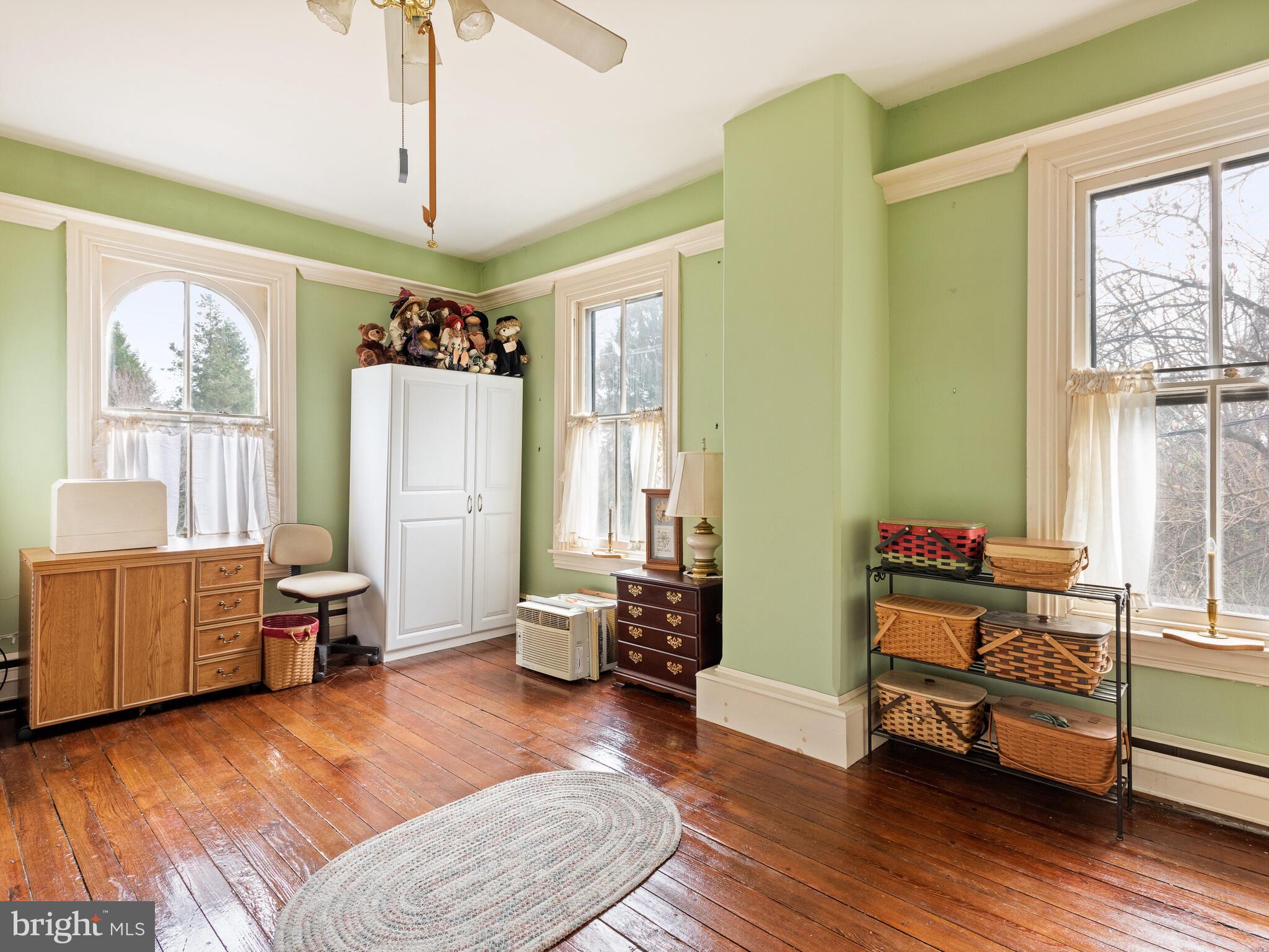 246 Llewelyn Road Chester Heights, PA 19342 - Photo 24 of 47
