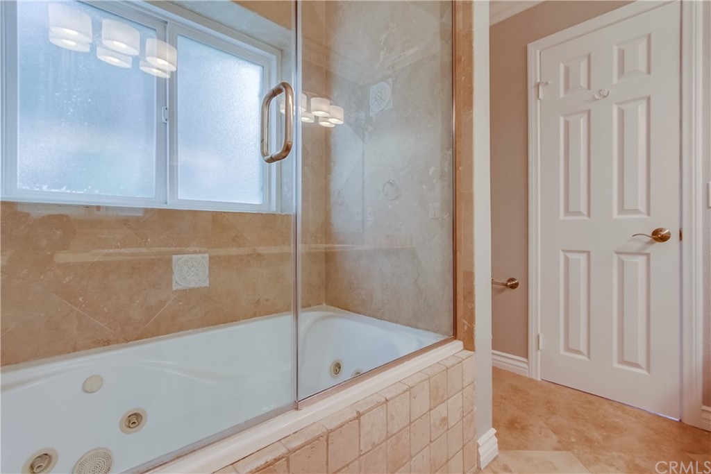 917 Emerald Street Redondo Beach, CA 90277 - Photo 38 of 72