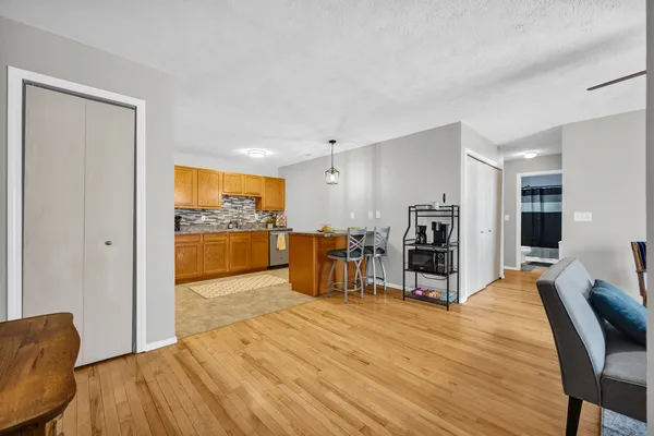 $139,900 | 1040 Ekstam Drive, Unit 108, Bloomington, IL 61704