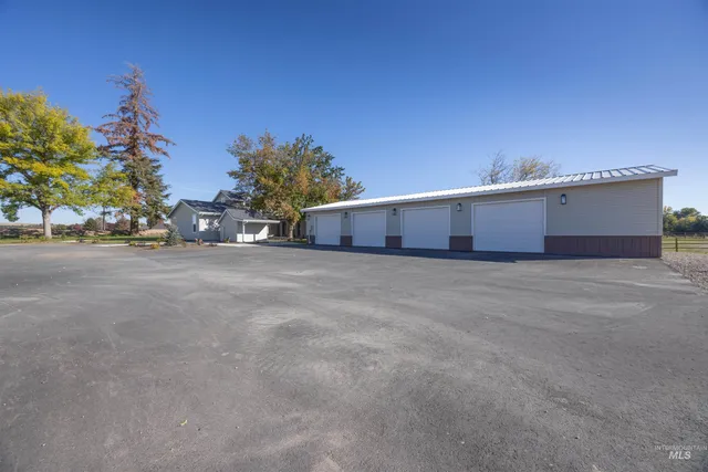 $1,395,000 | 2141 West Beacon Light Road, Eagle, ID 83616