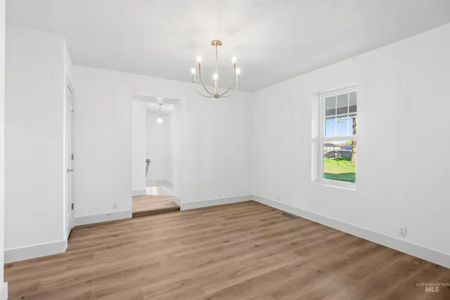 $1,395,000 | 2141 West Beacon Light Road, Eagle, ID 83616