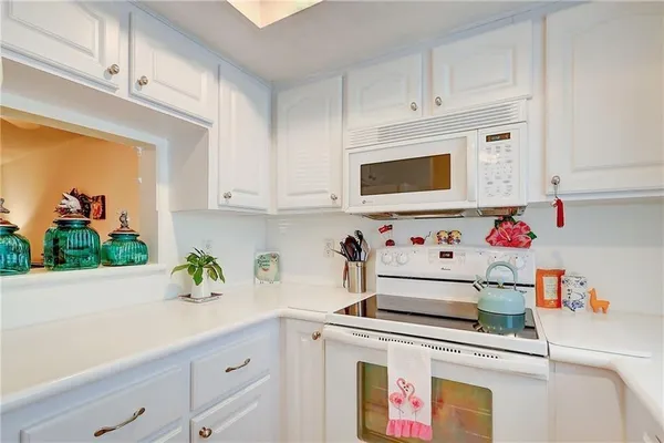 $125,000 | 2929 Southeast Ocean Boulevard, Unit 1423, Stuart, FL 34996