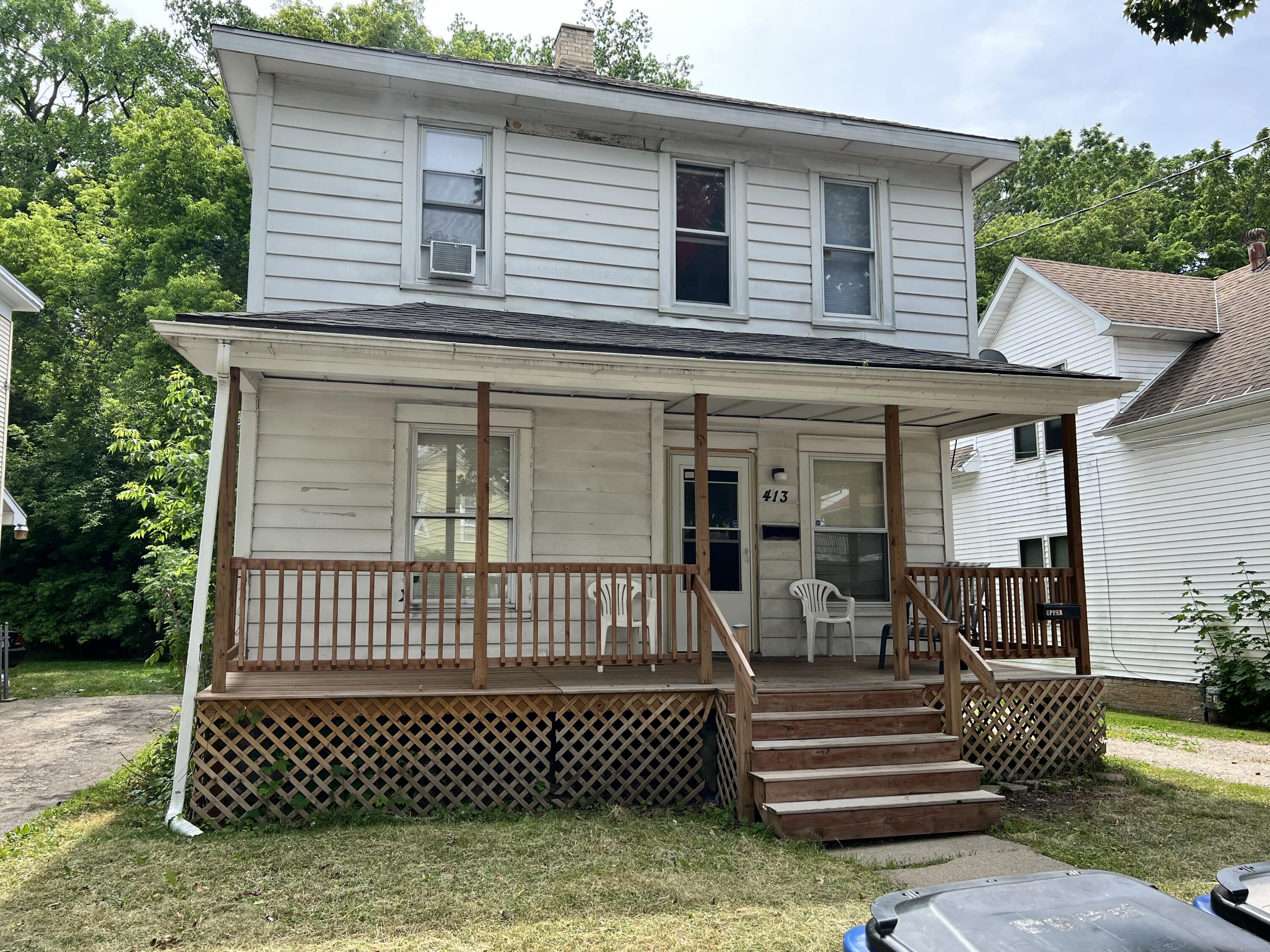 413 Parkview Drive Racine, WI 53404 - Photo 1 of 1 92AEC713-73AE-4604-8F04-A5F53809535A
