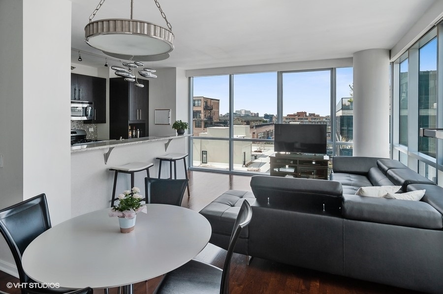 125 South Green Street, Unit 1001A Chicago, IL 60607 - Photo 4 of 17