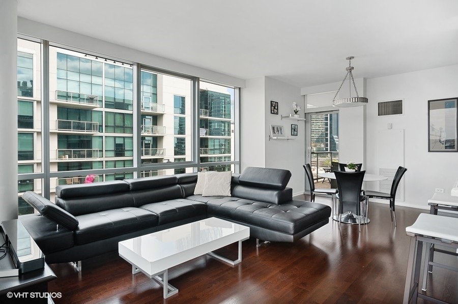 125 South Green Street, Unit 1001A Chicago, IL 60607 - Photo 6 of 17