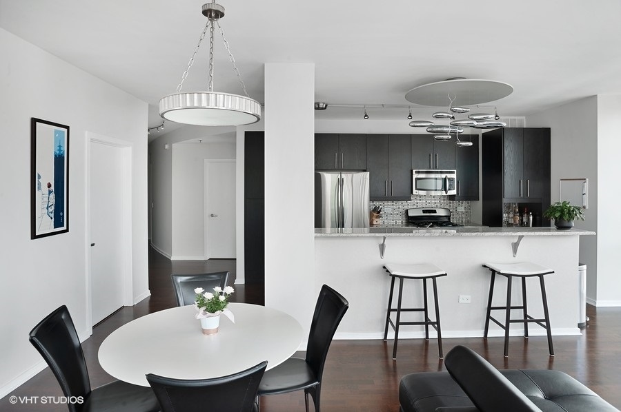 125 South Green Street, Unit 1001A Chicago, IL 60607 - Photo 7 of 17