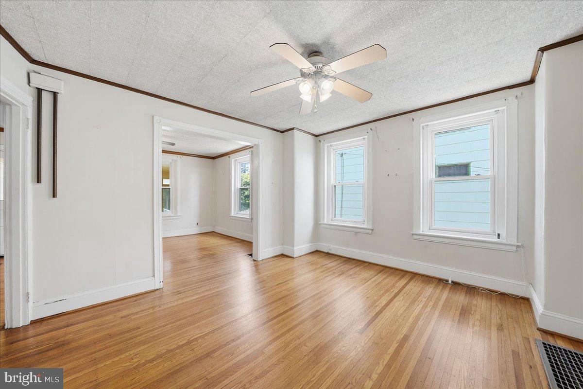 16 West Spring Avenue Ardmore, PA 19003 - Photo 11 of 42