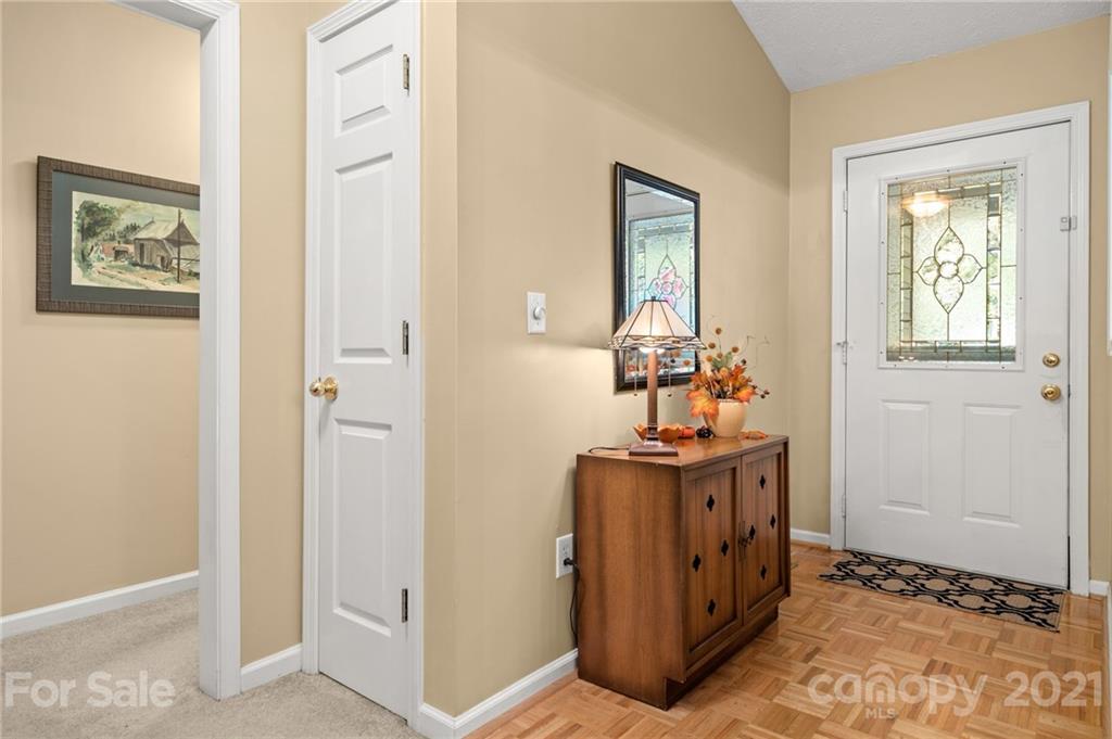 38 Bridgette Loop Road Hendersonville, NC 28791 - Photo 3 of 26 Gallery Image 3