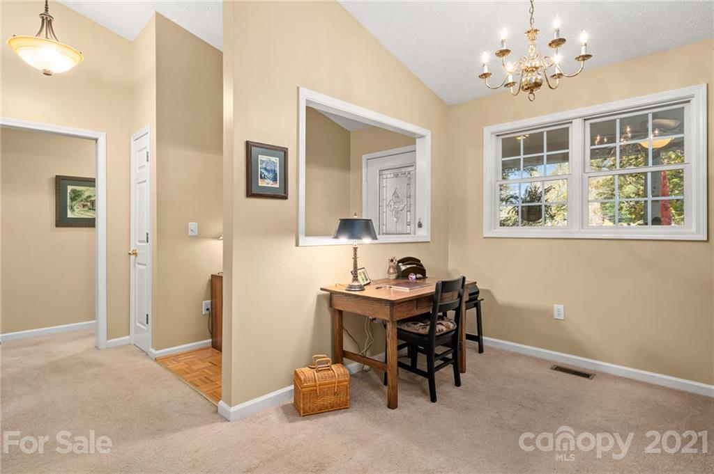 38 Bridgette Loop Road Hendersonville, NC 28791 - Photo 5 of 26 Gallery Image 5