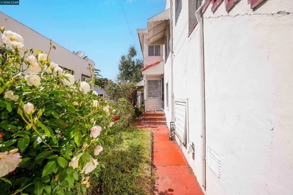 $565,000 | 1543 Havenscourt Boulevard, Oakland, CA 94621