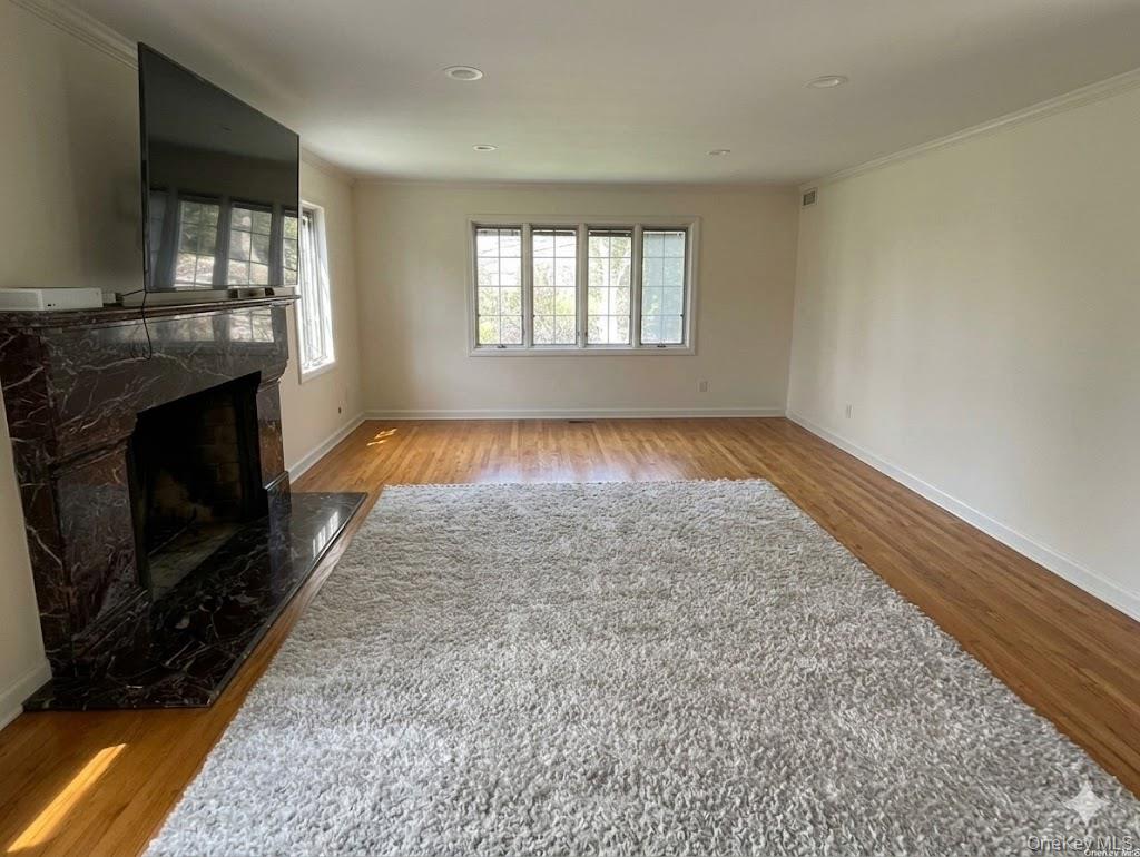 64 Old Pond Road Great Neck, NY 11023 - Photo 3 of 10