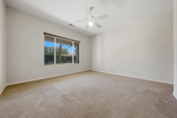 $469,900 | 40152 Calle Loma Entrada, Indio, CA 92203