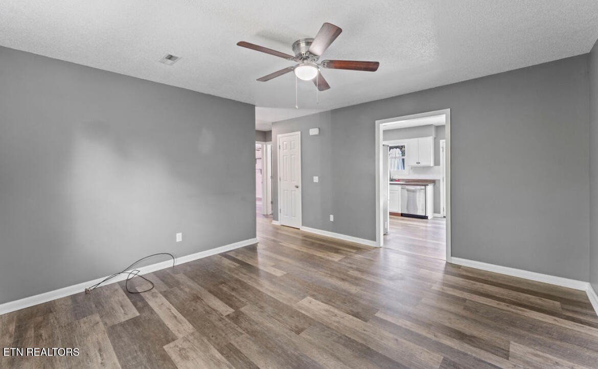 7576 Loudon Ridge Road Lenoir City, TN 37771 - Photo 16 of 31 Gallery Image 16