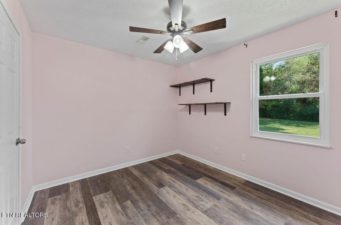 7576 Loudon Ridge Road Lenoir City, TN 37771 - Photo 17 of 31 Gallery Image 17