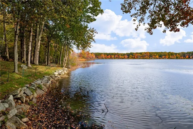 $1,595,000 | 15 Noto Drive, North Providence, RI 02904