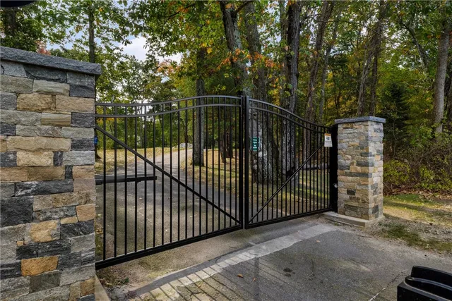 $1,595,000 | 15 Noto Drive, North Providence, RI 02904