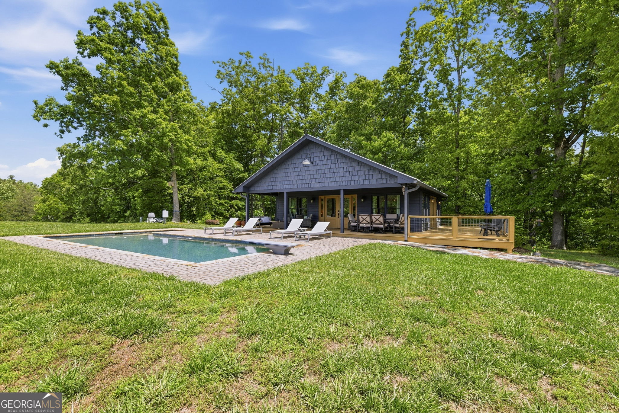 5134 Highway 17 Clarkesville, GA 30523 - Photo 49 of 96 Friends, family or tenant (for income productivity) will never want to leave this cottage