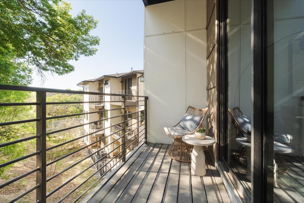 3700 Clawson Road, Unit 301 Austin, TX 78704 - Photo 16 of 35 View of living room balcony