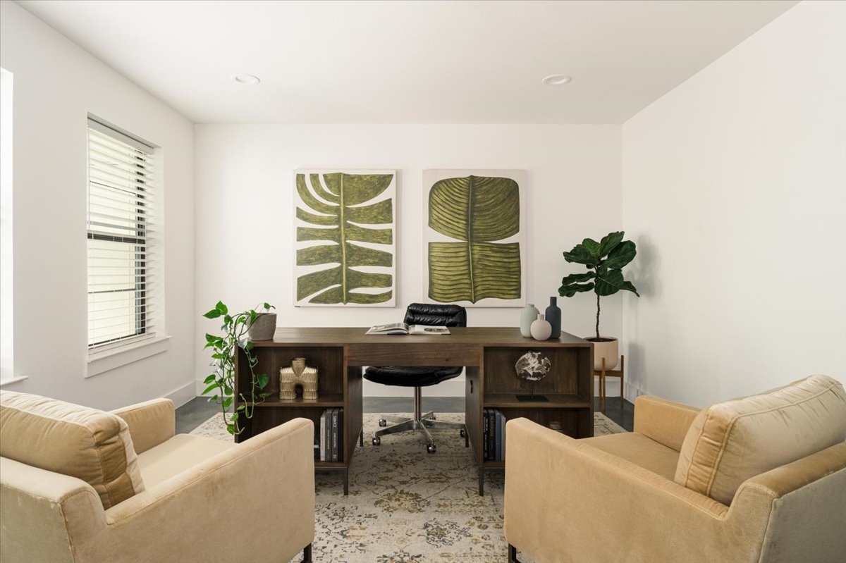 3700 Clawson Road, Unit 301 Austin, TX 78704 - Photo 9 of 35 Ground level flex space being utilized as an office