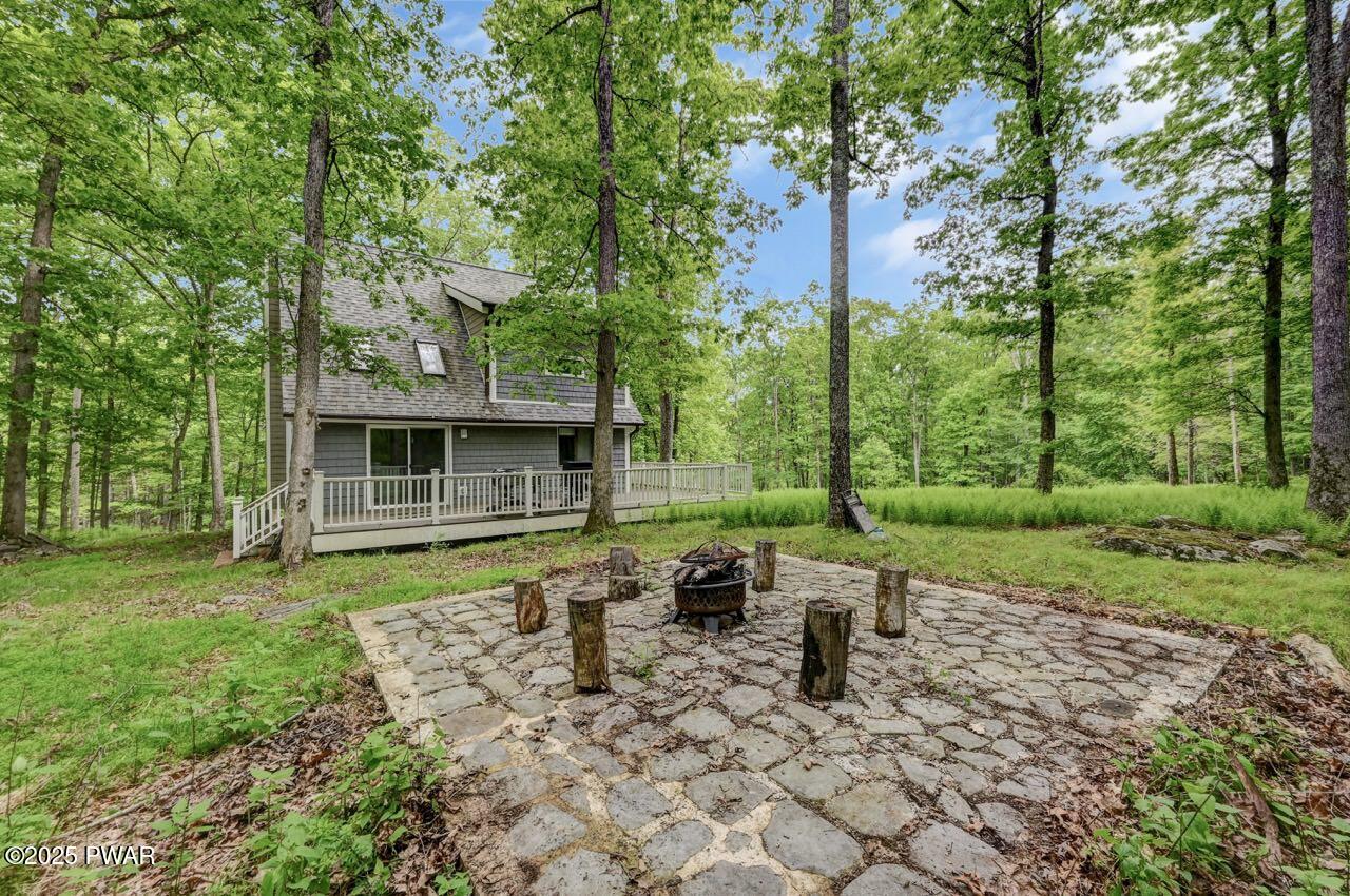 143 East Lakeview Road Lackawaxen, PA 18435 - Photo 2 of 73