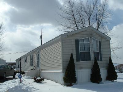 38 Country Club Road West Northampton, PA 18067 - Photo 1 of 5 1996 14x80 mobile home with 2 car parking pad on corner lot, nicest in park! Lot rent $310/mo includes water, sewer & trash collection.