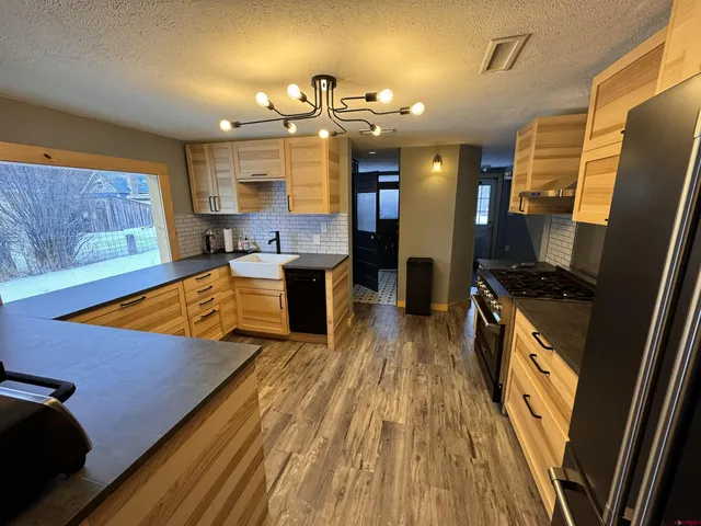 $575,000 | 939 Mineral Street, Silverton, CO 81433