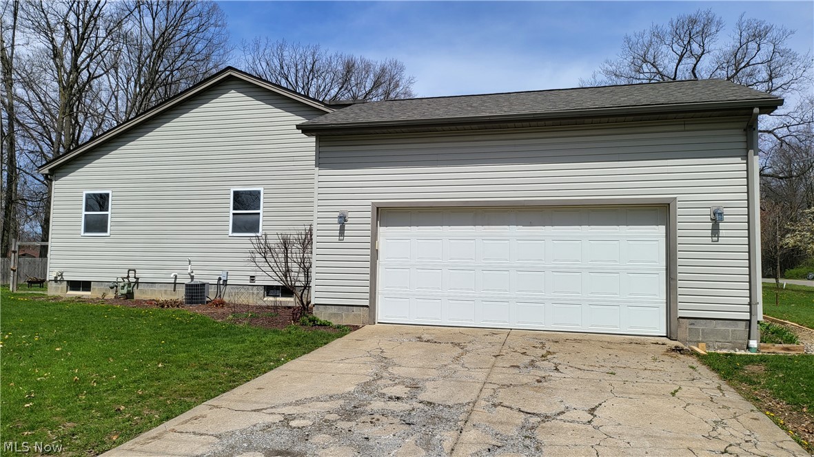 1892 South Meridian Road Youngstown, OH 44511 - Photo 25 of 30 Gallery Image 25
