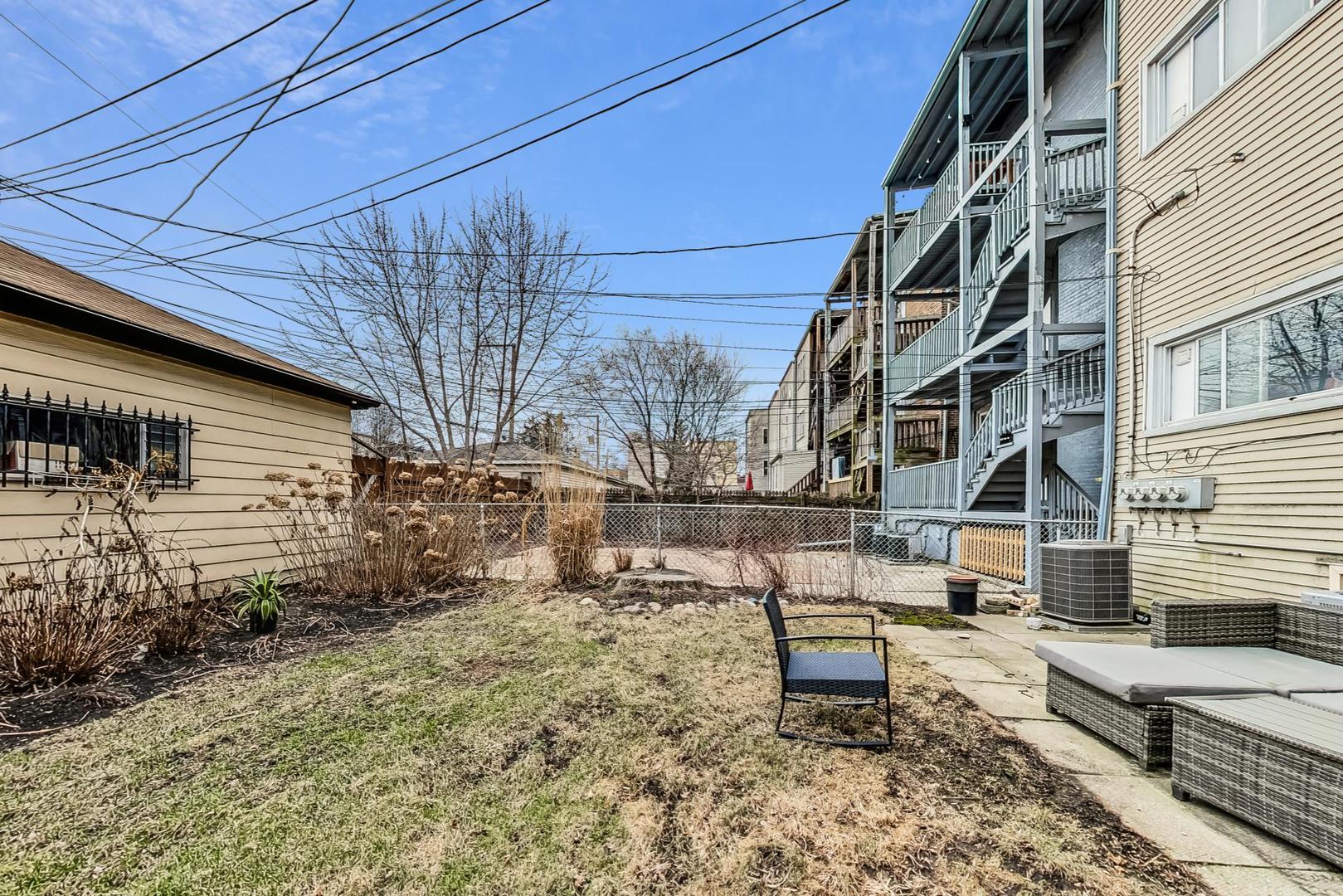 3330 West Hutchinson Street, Unit 3 Chicago, IL 60618 - Photo 22 of 23