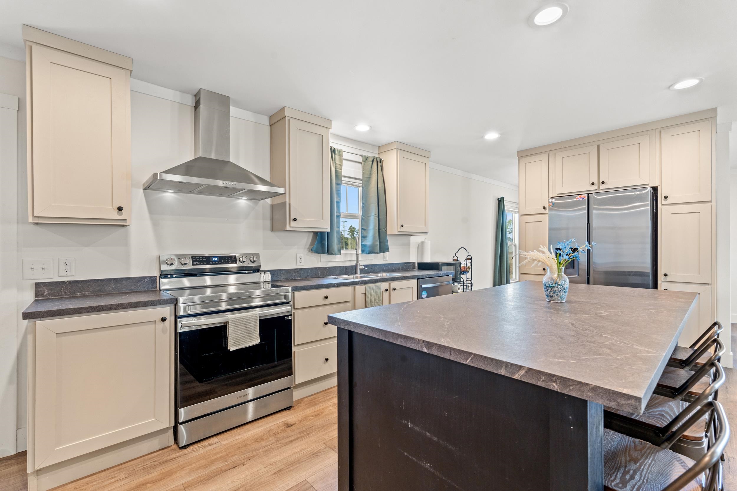 8735 West Highway 19 Loris, SC 29569 - Photo 12 of 41