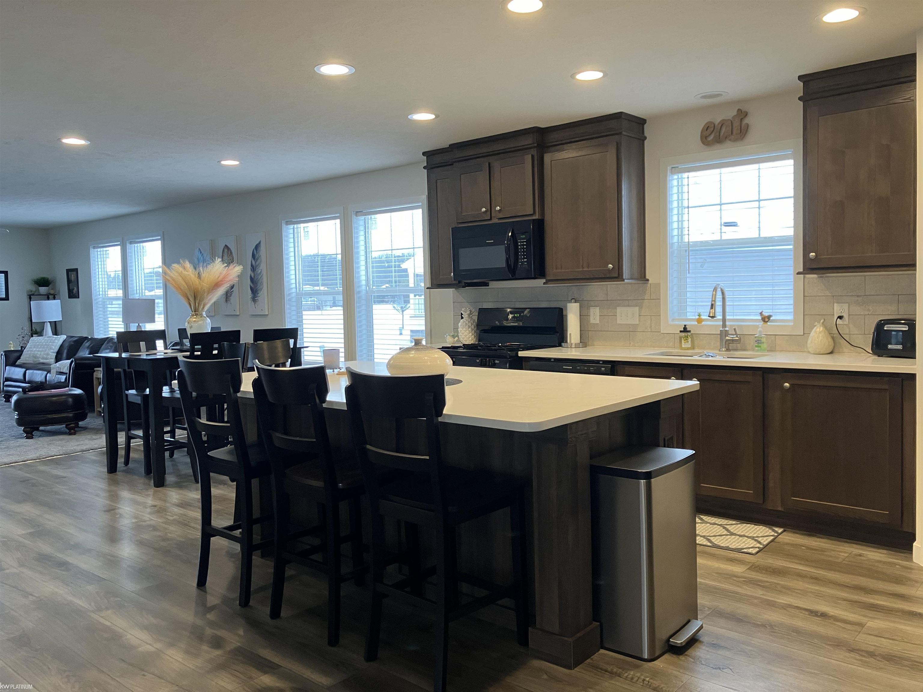 57435 Mill Point Road New Haven, MI 48048 - Photo 3 of 40 50166462-1f26d51d-0041-42cf-91f2-138fe8052ac2.JPG