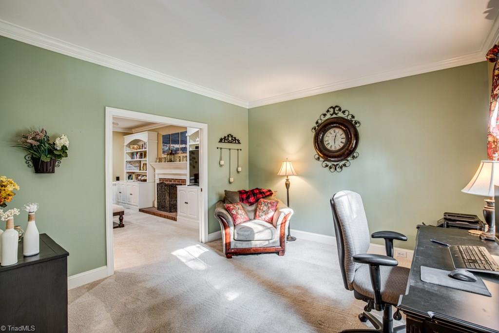 8057 Glengarriff Road Clemmons, NC 27012 - Photo 3 of 30 Gallery Image 3
