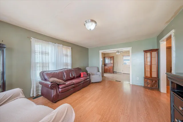 $124,900 | 412 East College Street, Summertown, TN 38483