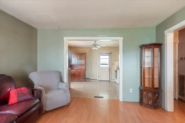 $124,900 | 412 East College Street, Summertown, TN 38483