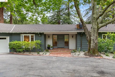 $1,695,000 | 106 Rheem Boulevard, Orinda, CA 94563