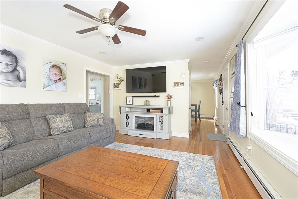 18 Birmingham Road Worcester, MA 01606 - Photo 16 of 33 Gallery Image 16