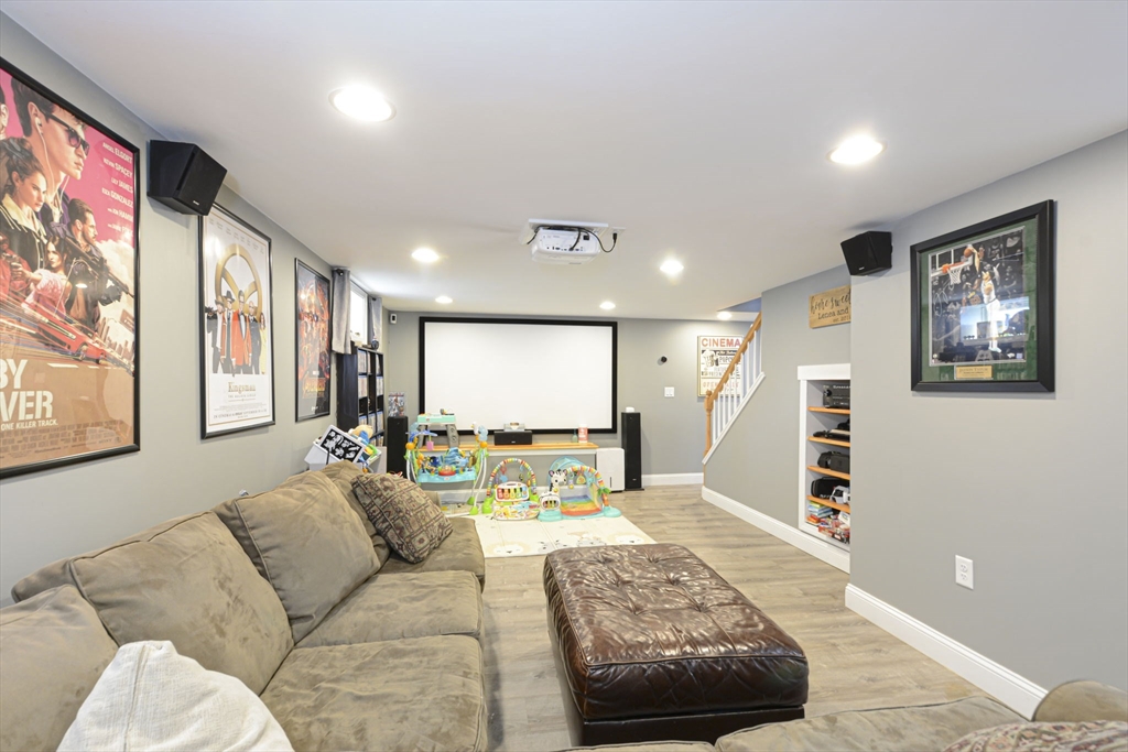 18 Birmingham Road Worcester, MA 01606 - Photo 23 of 33 Gallery Image 23