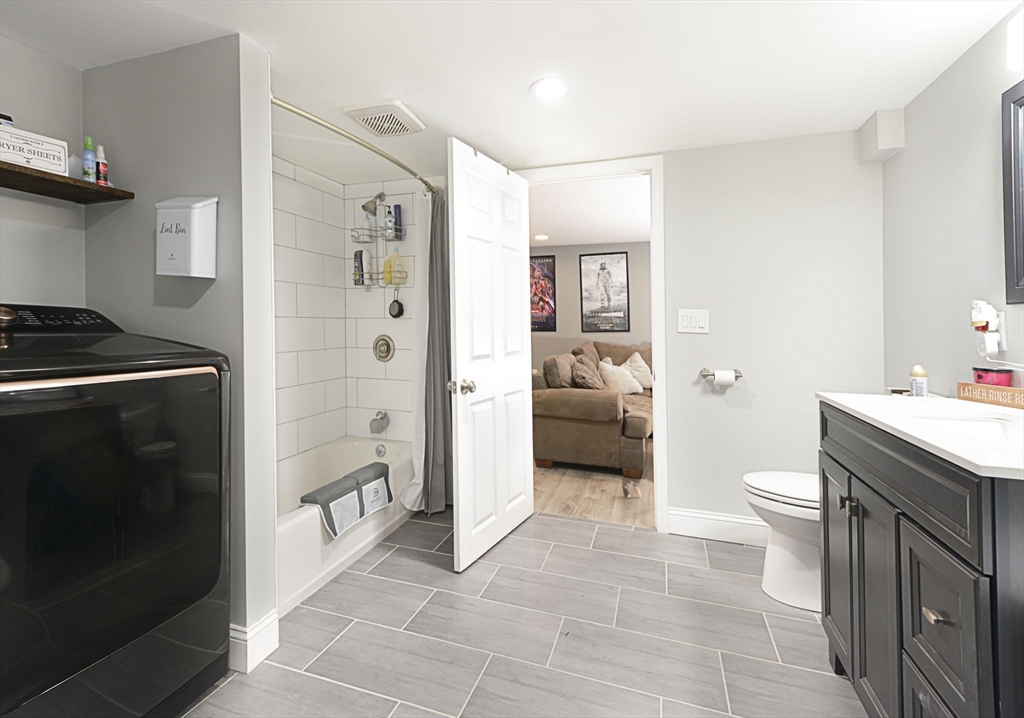 18 Birmingham Road Worcester, MA 01606 - Photo 25 of 33 Gallery Image 25