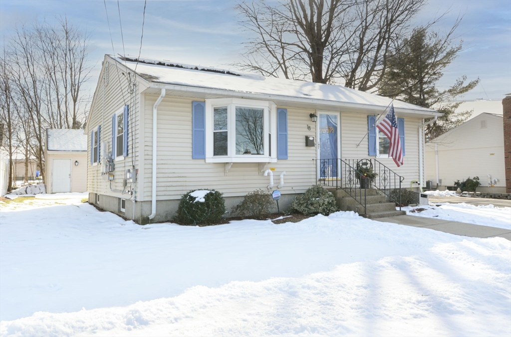 18 Birmingham Road Worcester, MA 01606 - Photo 3 of 33 Gallery Image 3